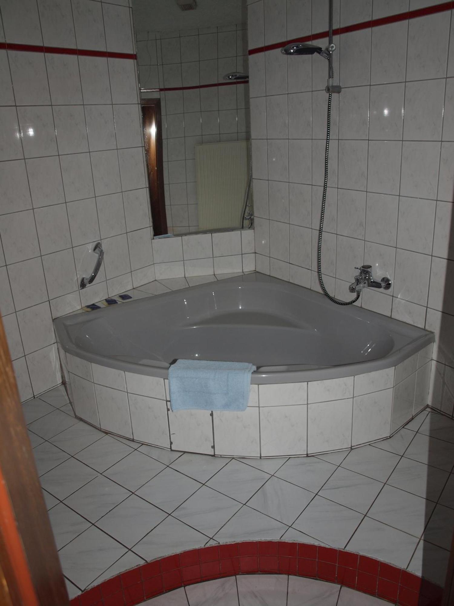 Hotel-Restaurant Orsoyer Hof Rheinberg Eksteriør billede